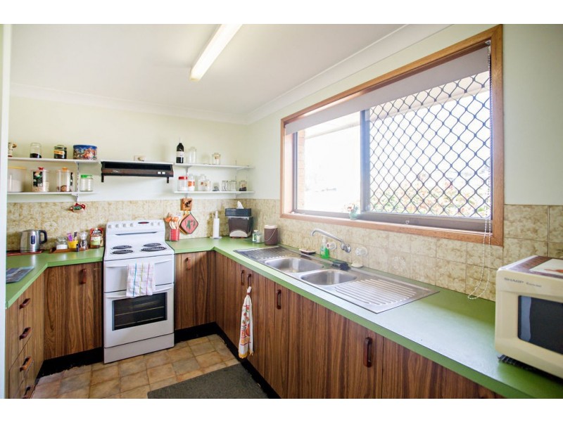 2/1 Fuchsia Drive, Taree NSW 2430