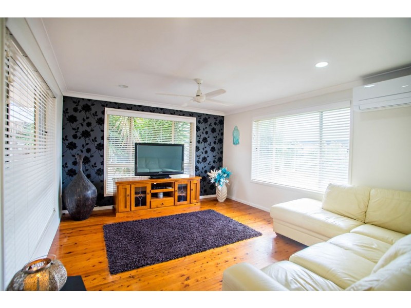 47 Wyden Street, Old Bar NSW 2430