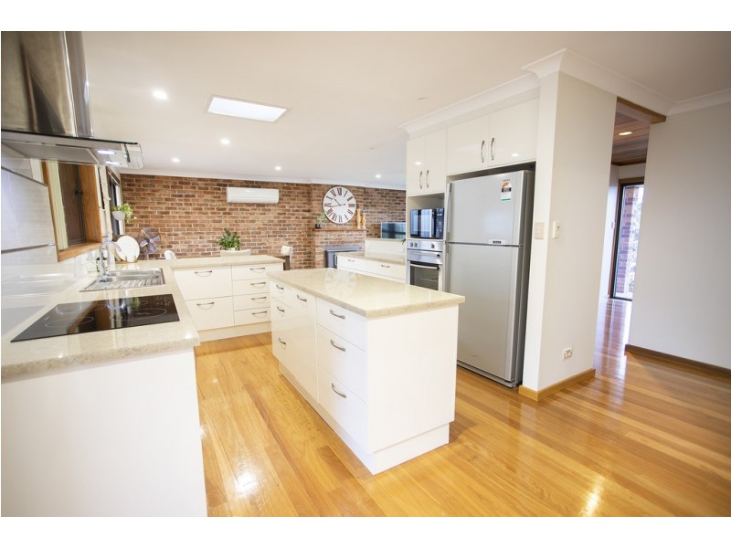 16 Peveril Street, Tinonee NSW 2430