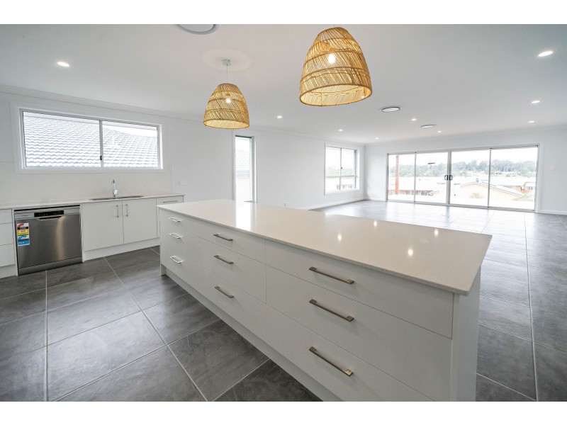 12 King Valley Drive, Taree NSW 2430