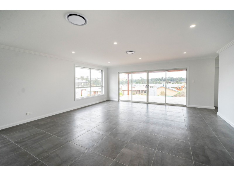 12 King Valley Drive, Taree NSW 2430