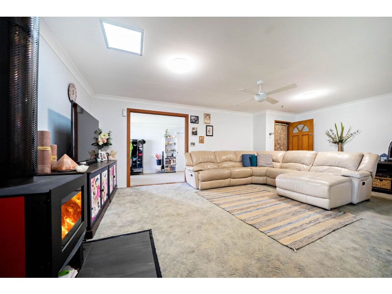 37 Palanas Drive, Taree NSW 2430