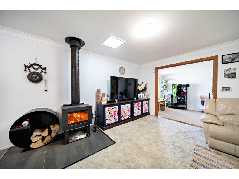 37 Palanas Drive, Taree NSW 2430