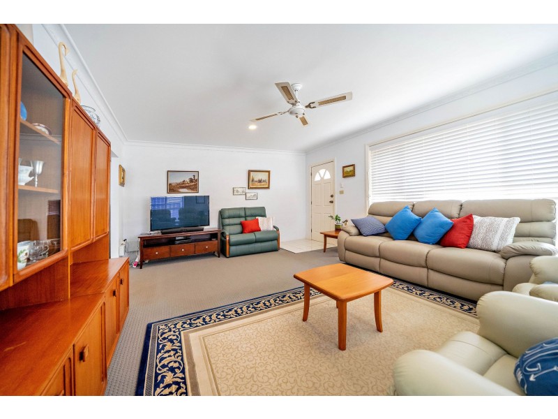 27A Jacaranda Avenue, Taree NSW 2430