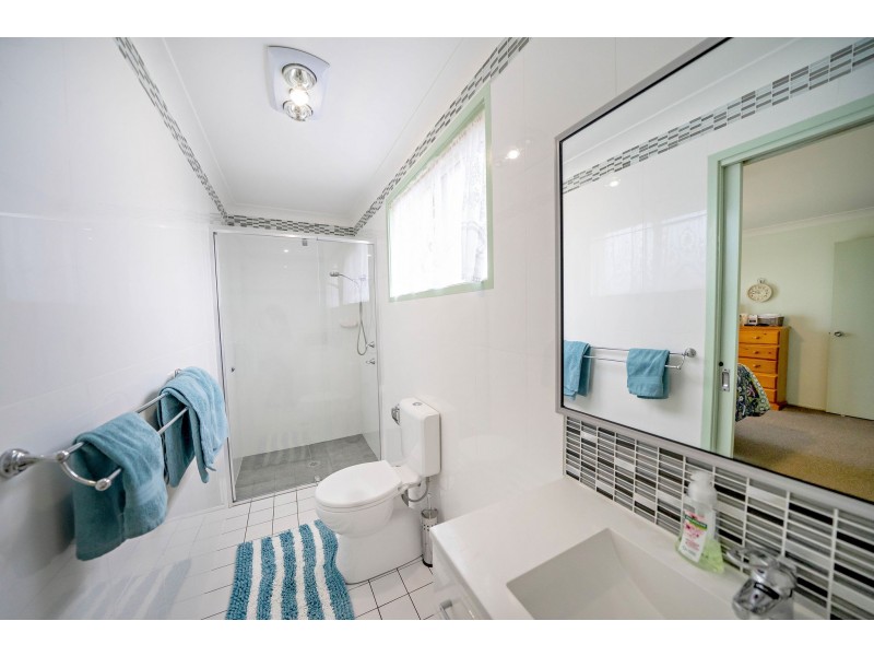 16 Gunbar Road, Taree NSW 2430