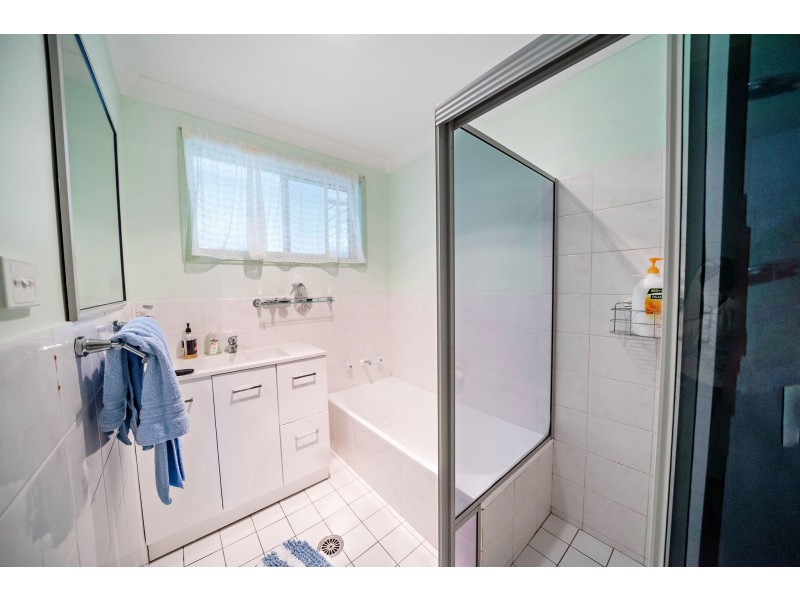 16 Gunbar Road, Taree NSW 2430