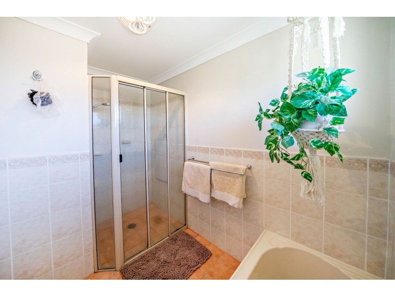 10 Robusta Parade, Taree NSW 2430