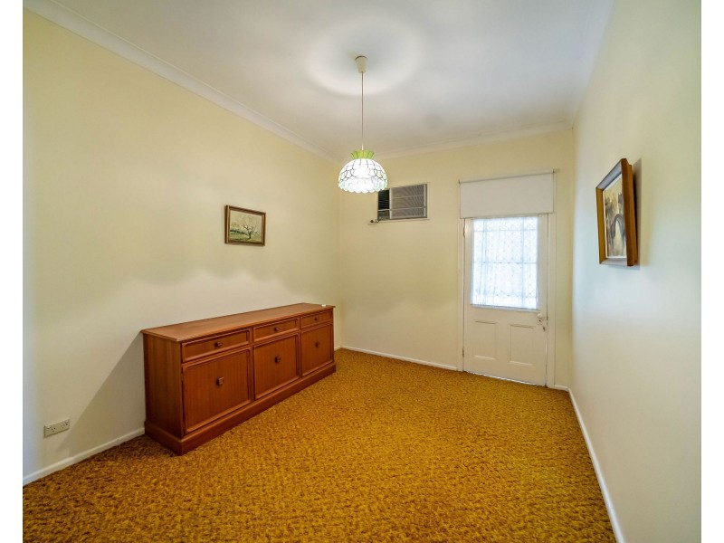 137 High Street, Taree NSW 2430