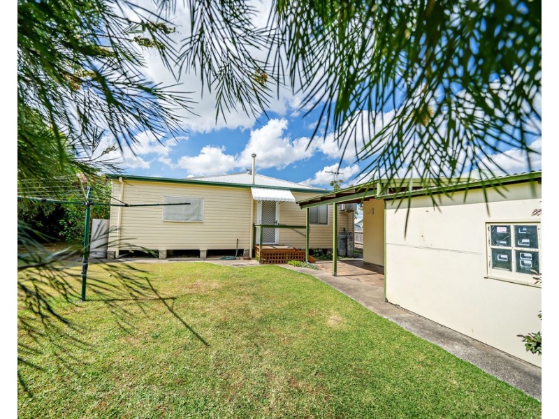 137 High Street, Taree NSW 2430