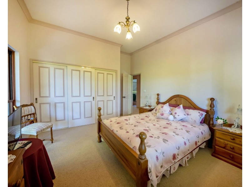 204 Paynes Lane, Upper Lansdowne NSW 2430