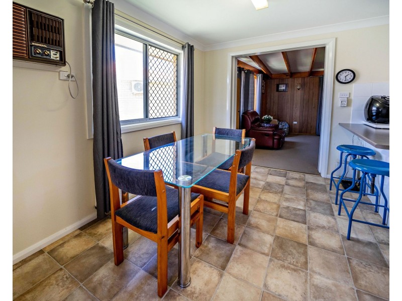 10 Telopea Drive, Taree NSW 2430