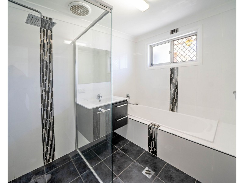 10 Telopea Drive, Taree NSW 2430