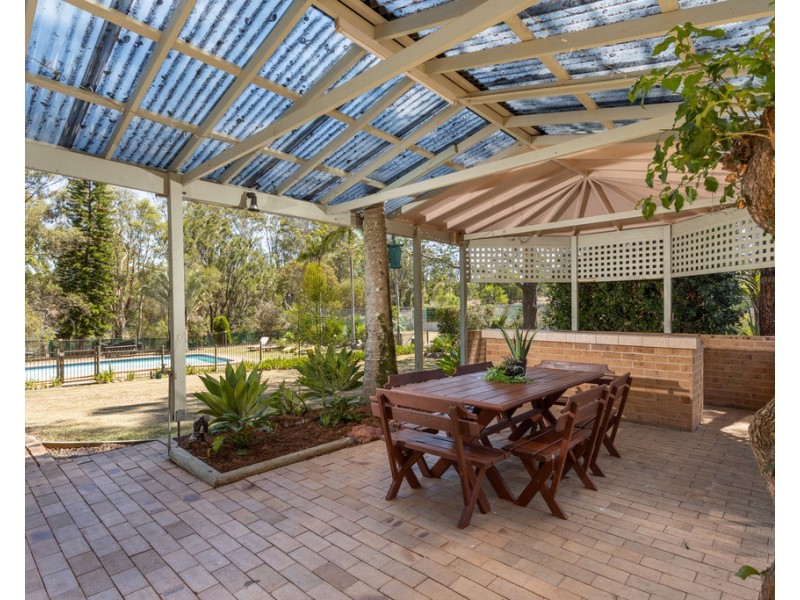 8 Farmborough Close, Cundletown NSW 2430