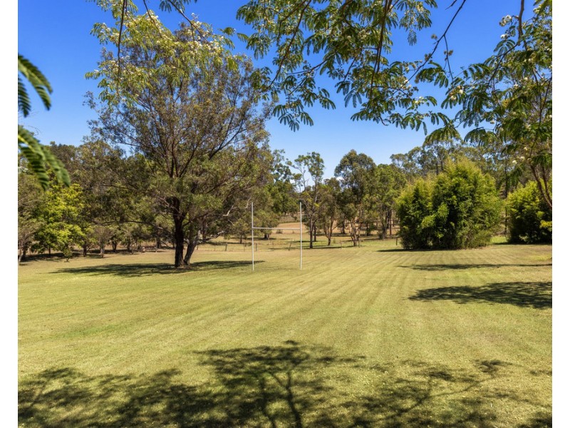 8 Farmborough Close, Cundletown NSW 2430
