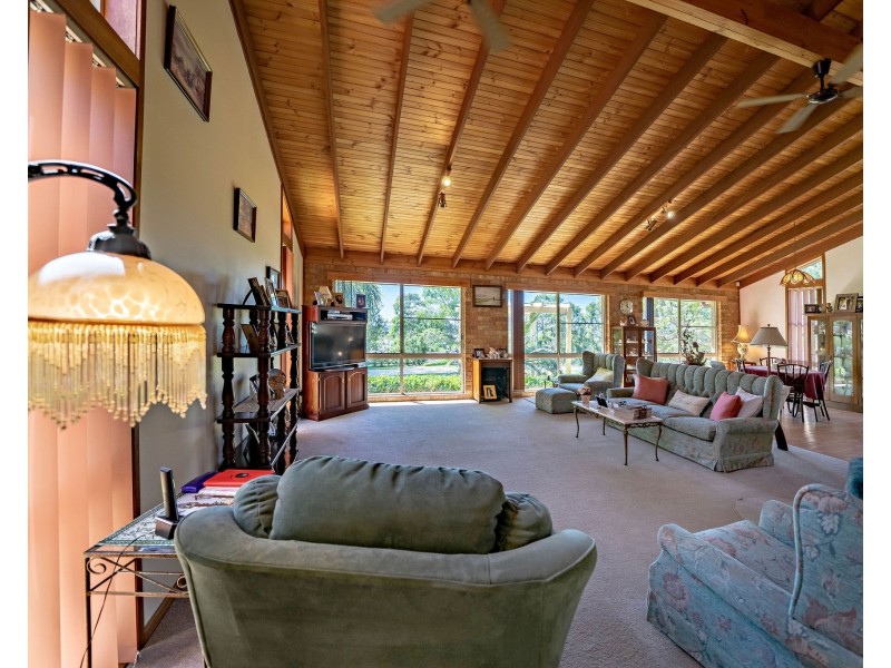 45 Kiwarrak Drive, Rainbow Flat NSW 2430