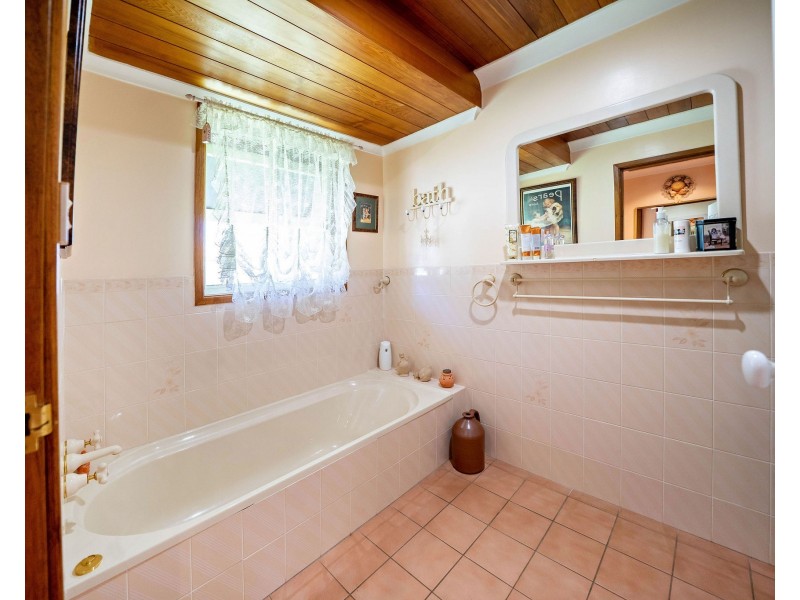 45 Kiwarrak Drive, Rainbow Flat NSW 2430