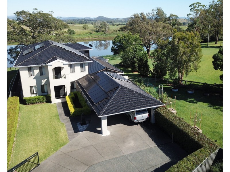 23 John Armstrong Close, Taree NSW 2430