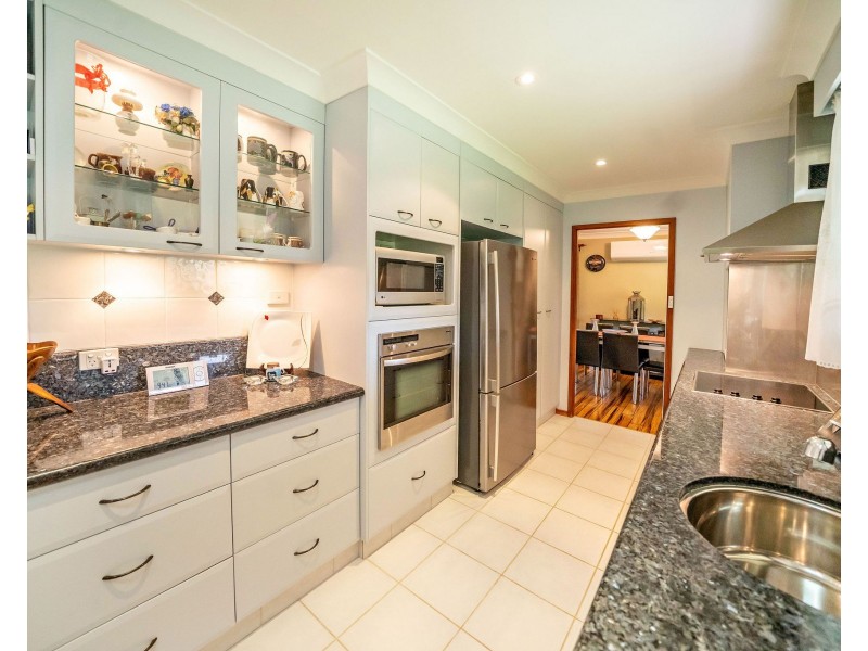 33 Kiwarrak Drive, Rainbow Flat NSW 2430