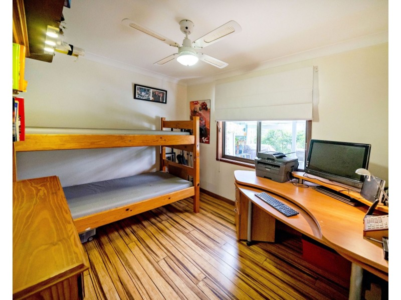 33 Kiwarrak Drive, Rainbow Flat NSW 2430