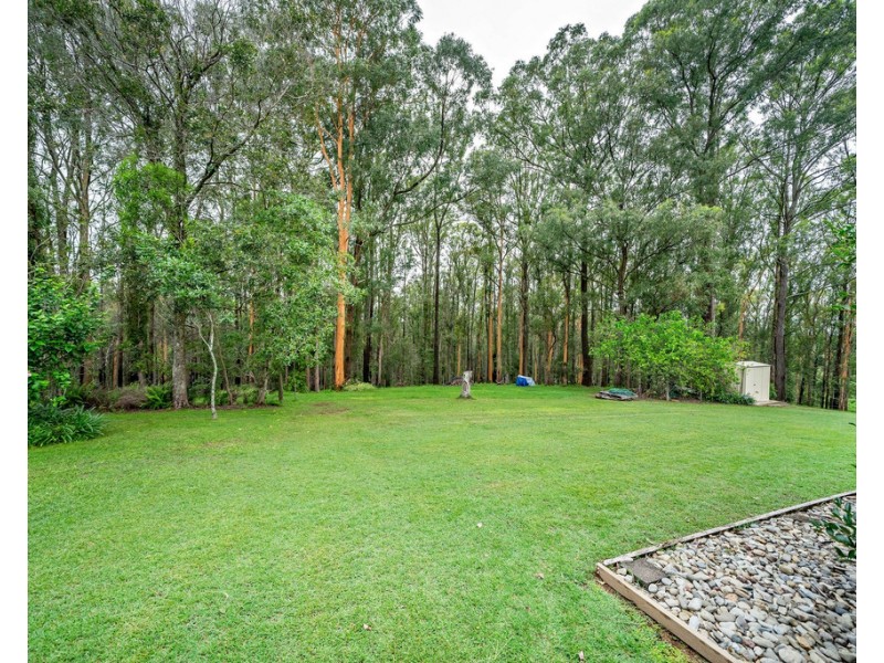 33 Kiwarrak Drive, Rainbow Flat NSW 2430