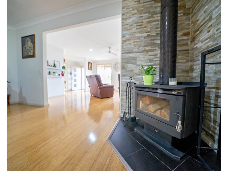 13 Sturt Place, Taree NSW 2430