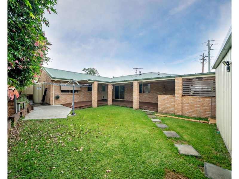 13 Sturt Place, Taree NSW 2430