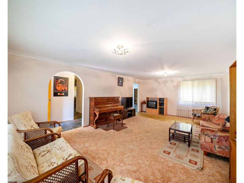 23 Telopea Drive, Taree NSW 2430