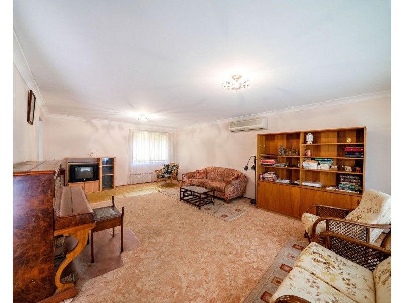 23 Telopea Drive, Taree NSW 2430