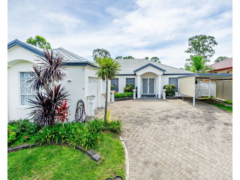 9 Grandis Parade, Taree NSW 2430