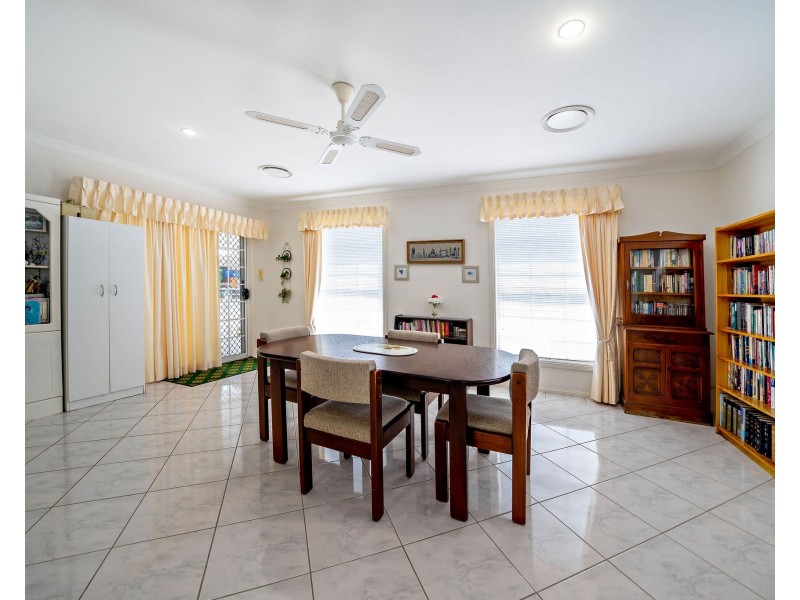 9 Grandis Parade, Taree NSW 2430