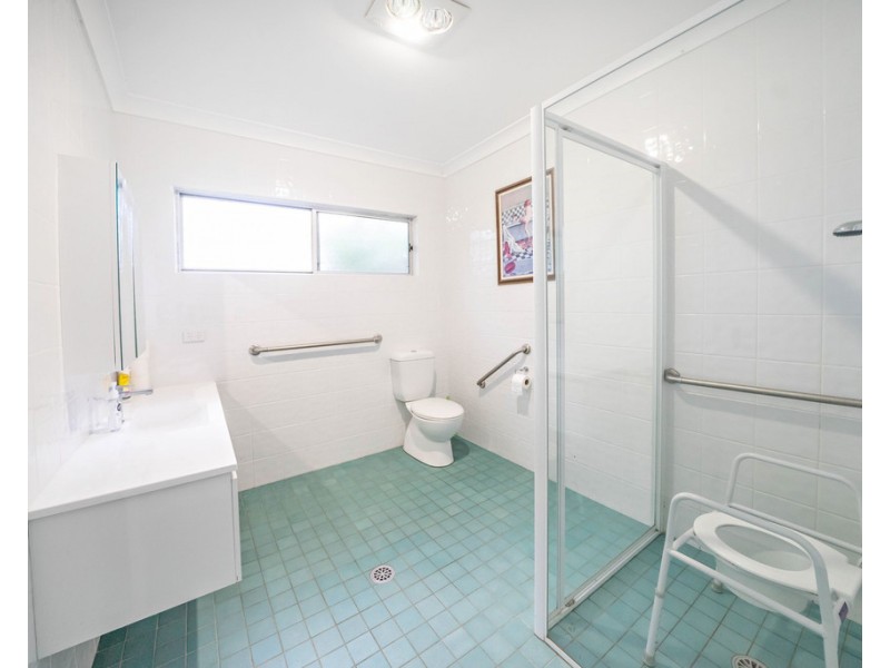 19481 Pacific Highway, Moorland NSW 2443