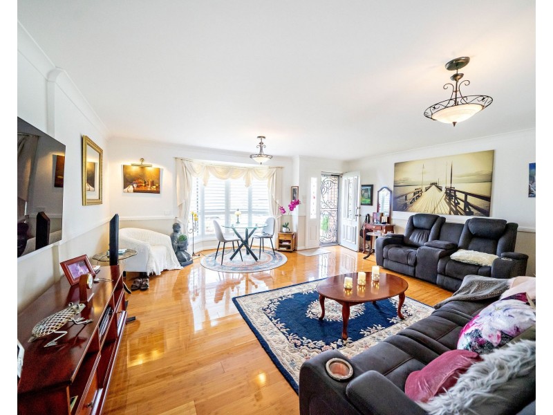 5 Tristania Crescent, Taree NSW 2430