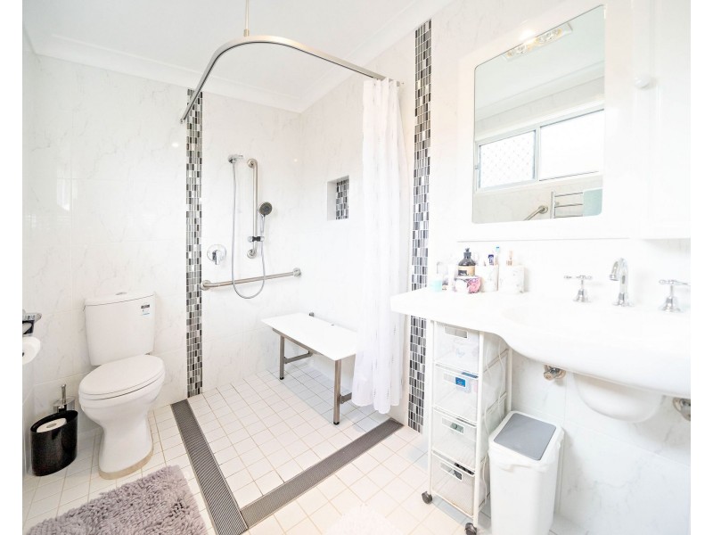 5 Tristania Crescent, Taree NSW 2430