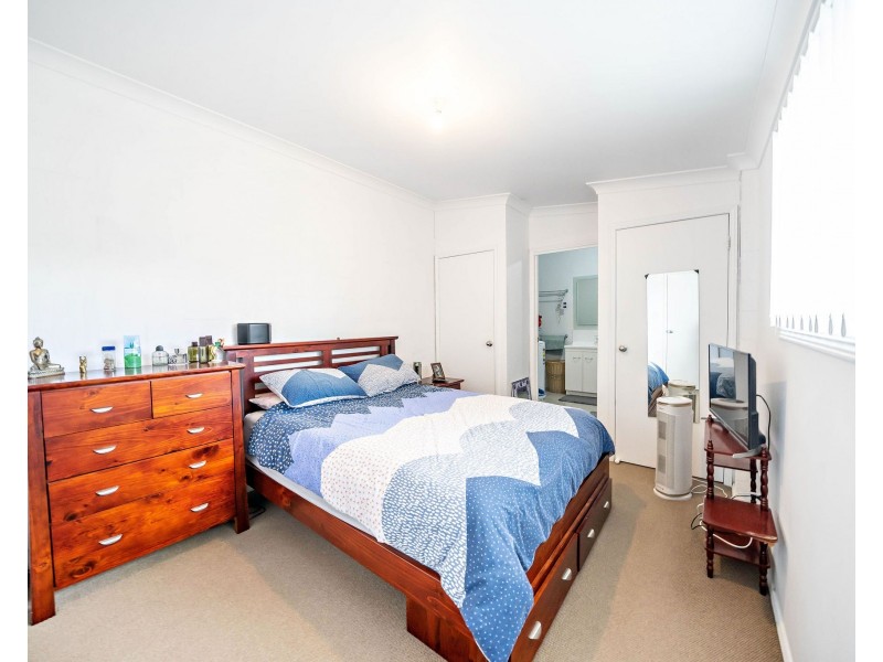 16 Flametree Close, Taree NSW 2430