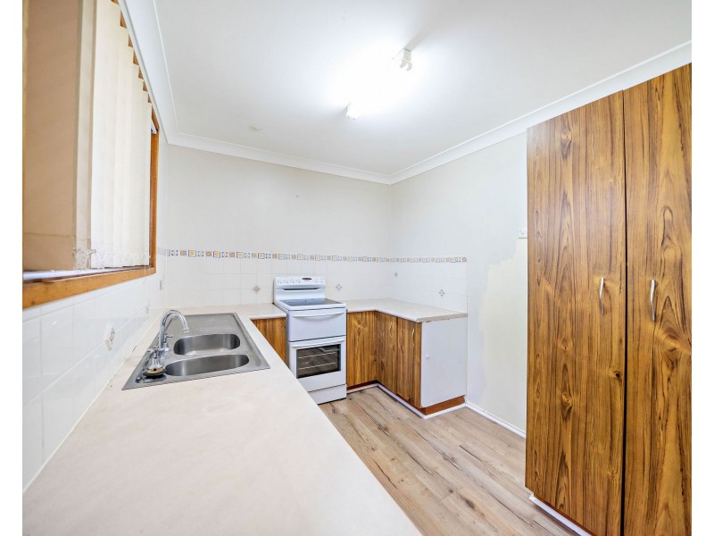 25 ORANA CRESCENT, Taree NSW 2430