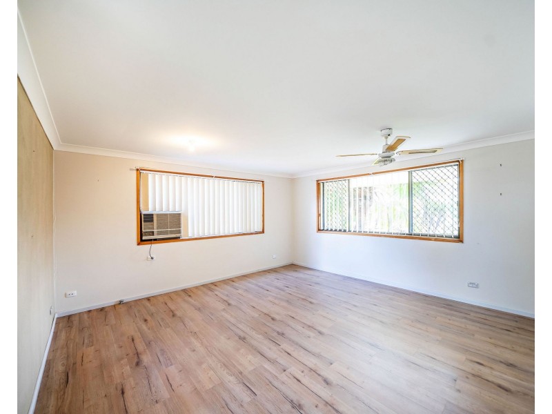 25 ORANA CRESCENT, Taree NSW 2430