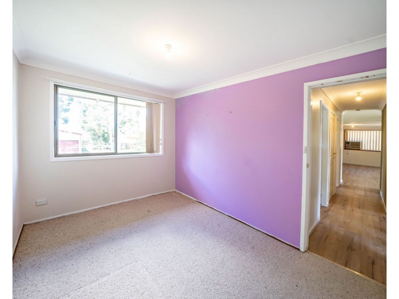 25 ORANA CRESCENT, Taree NSW 2430