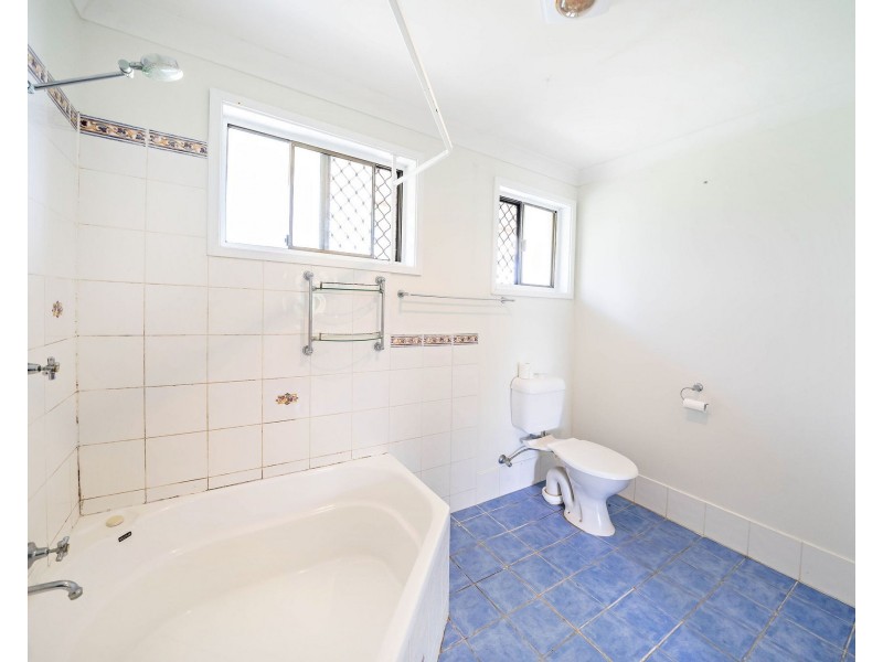 25 ORANA CRESCENT, Taree NSW 2430