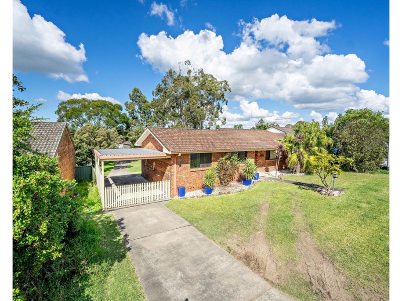 25 ORANA CRESCENT, Taree NSW 2430