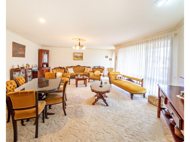 3 NEWLAN COURT, Old Bar NSW 2430