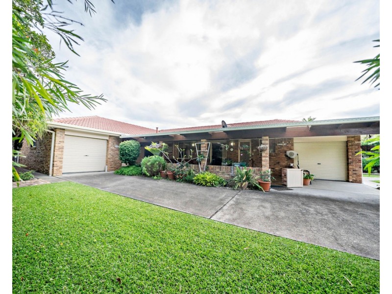 3 NEWLAN COURT, Old Bar NSW 2430
