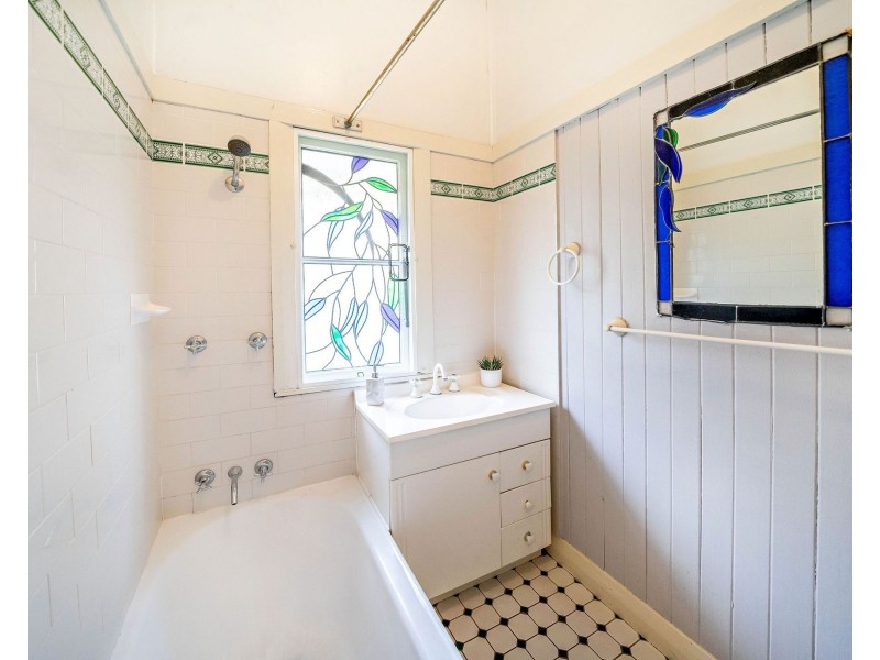 24 Farquhar Street, Wingham NSW 2429