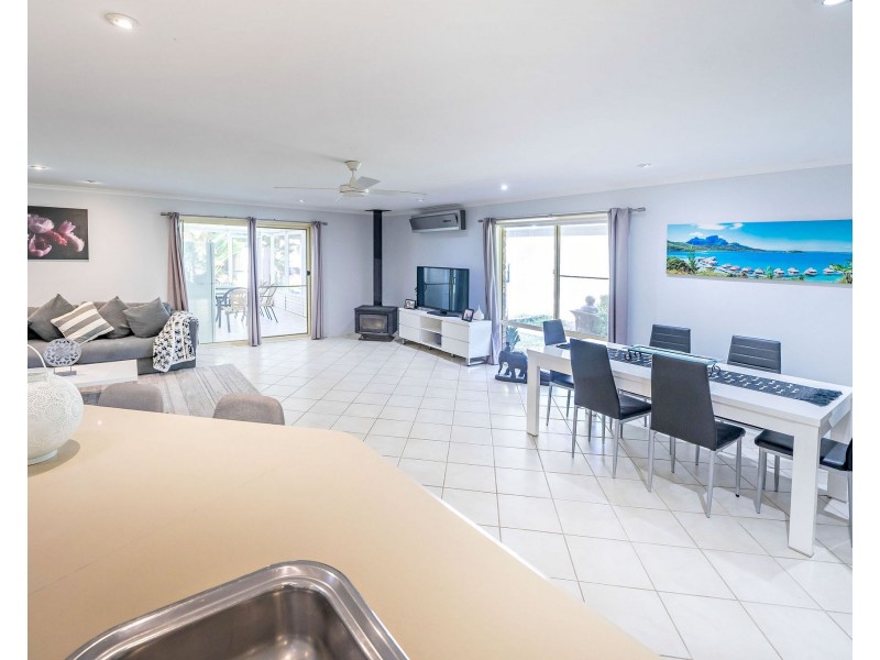 6430 The Bucketts Way, Tinonee NSW 2430