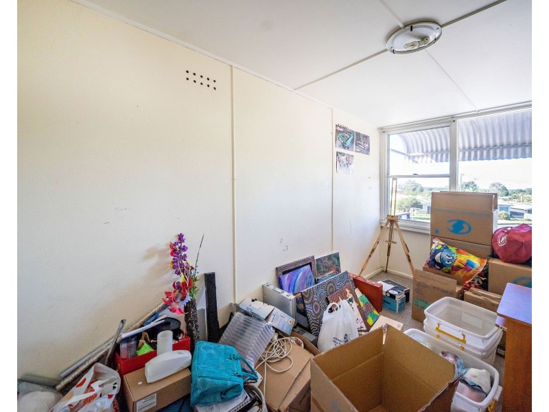 7 CRESCENT AVENUE, Taree NSW 2430