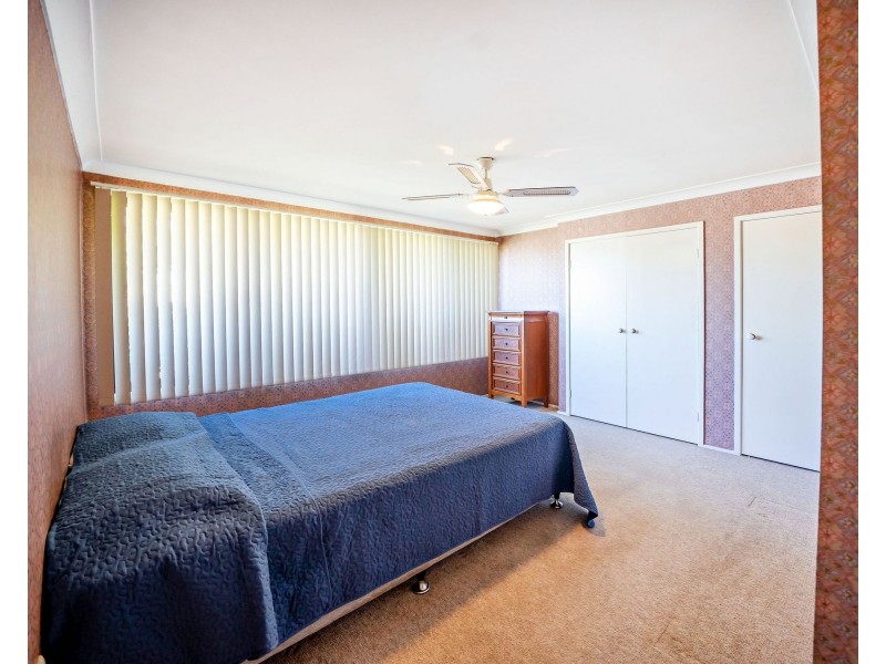 4 Talawong Drive, Taree NSW 2430