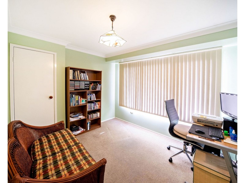 4 Talawong Drive, Taree NSW 2430