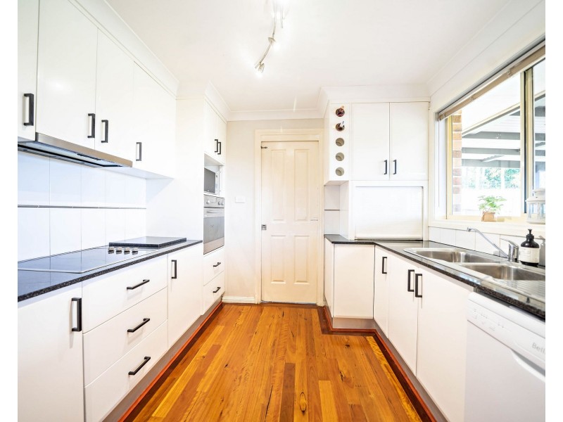 8 Coorong Place, Taree NSW 2430