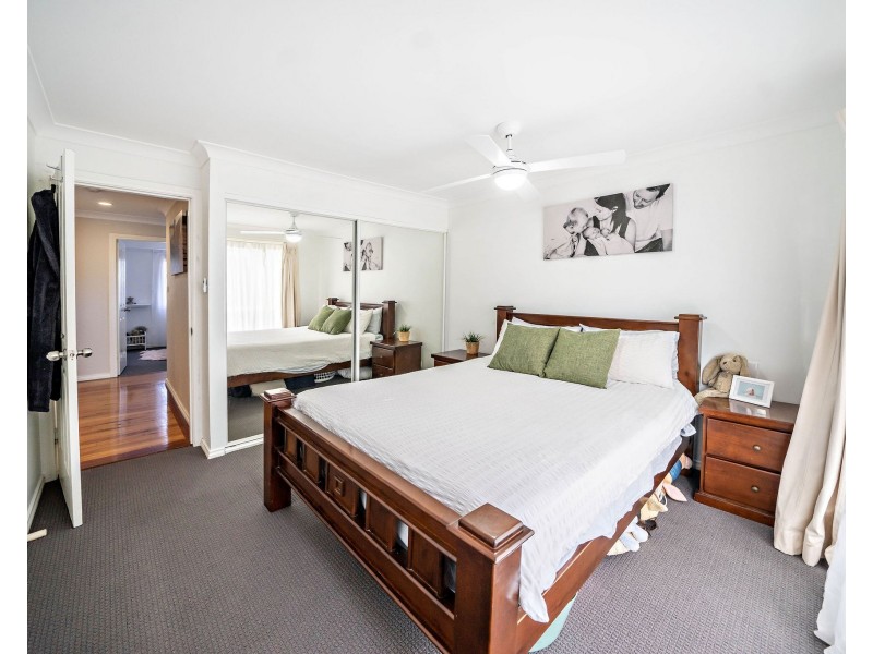 8 Coorong Place, Taree NSW 2430