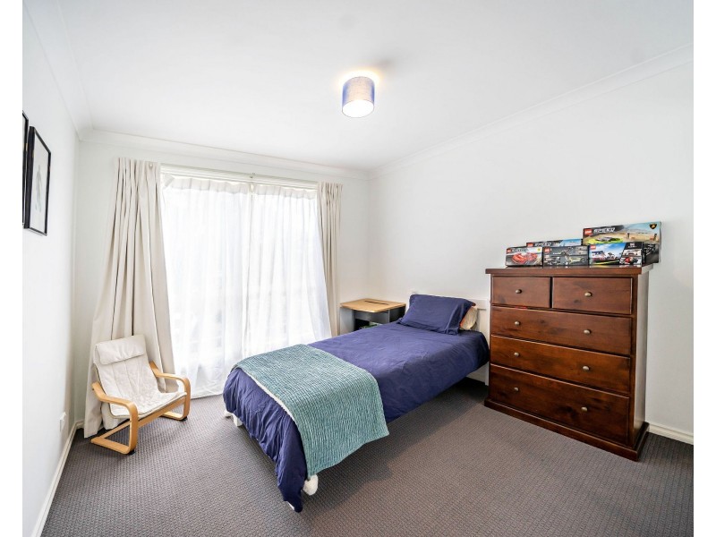 8 Coorong Place, Taree NSW 2430