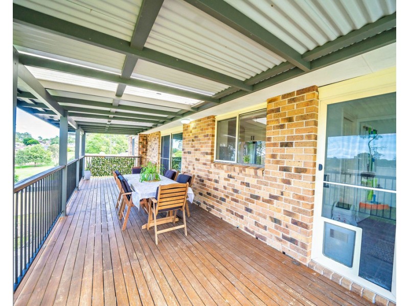 8 Coorong Place, Taree NSW 2430